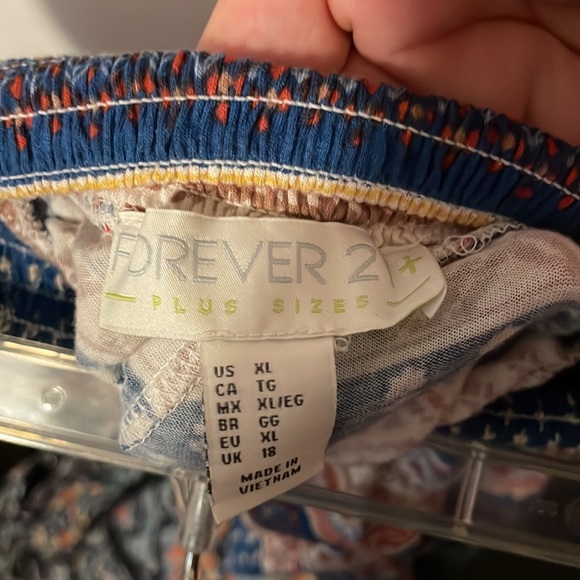 Aztec Patterned Shorts - Picture 4 of 4